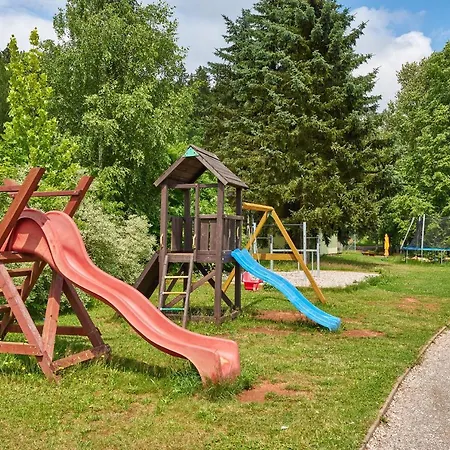 Camp Dolce * تروتنوف