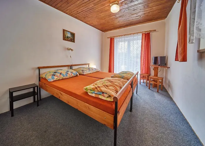 甜蜜露营假日公园 *