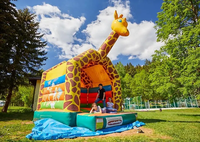 假日公园 甜蜜露营假日公园 特鲁特诺夫