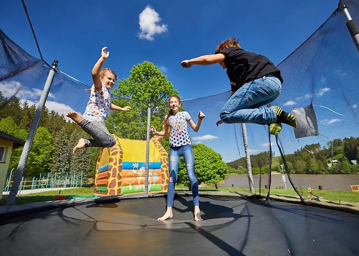 甜蜜露营假日公园 特鲁特诺夫