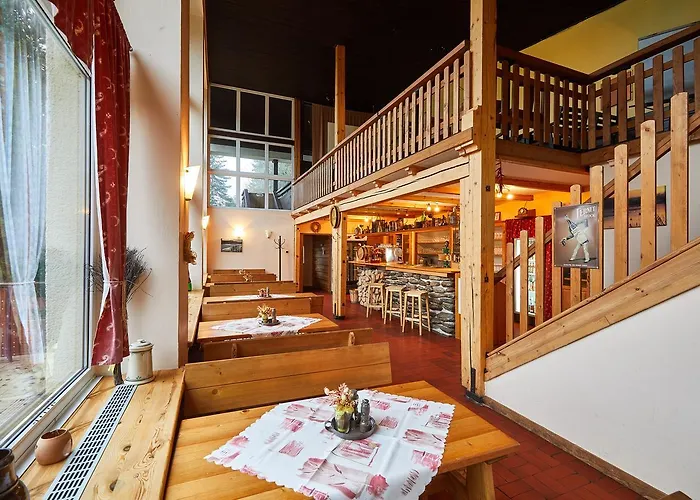 甜蜜露营假日公园 特鲁特诺夫